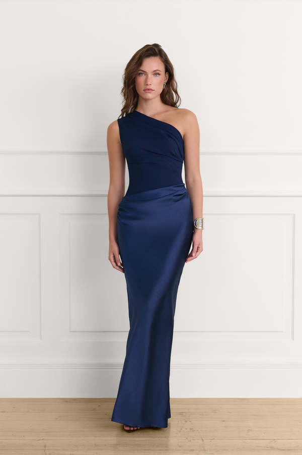 Maxi Dress Figure-Flattering Satin – Amara - Bellux