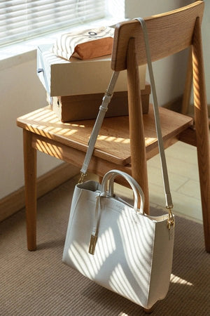 Pebbled Top-Handle Handbag Sleek Minimalist – Isobel - Bellux